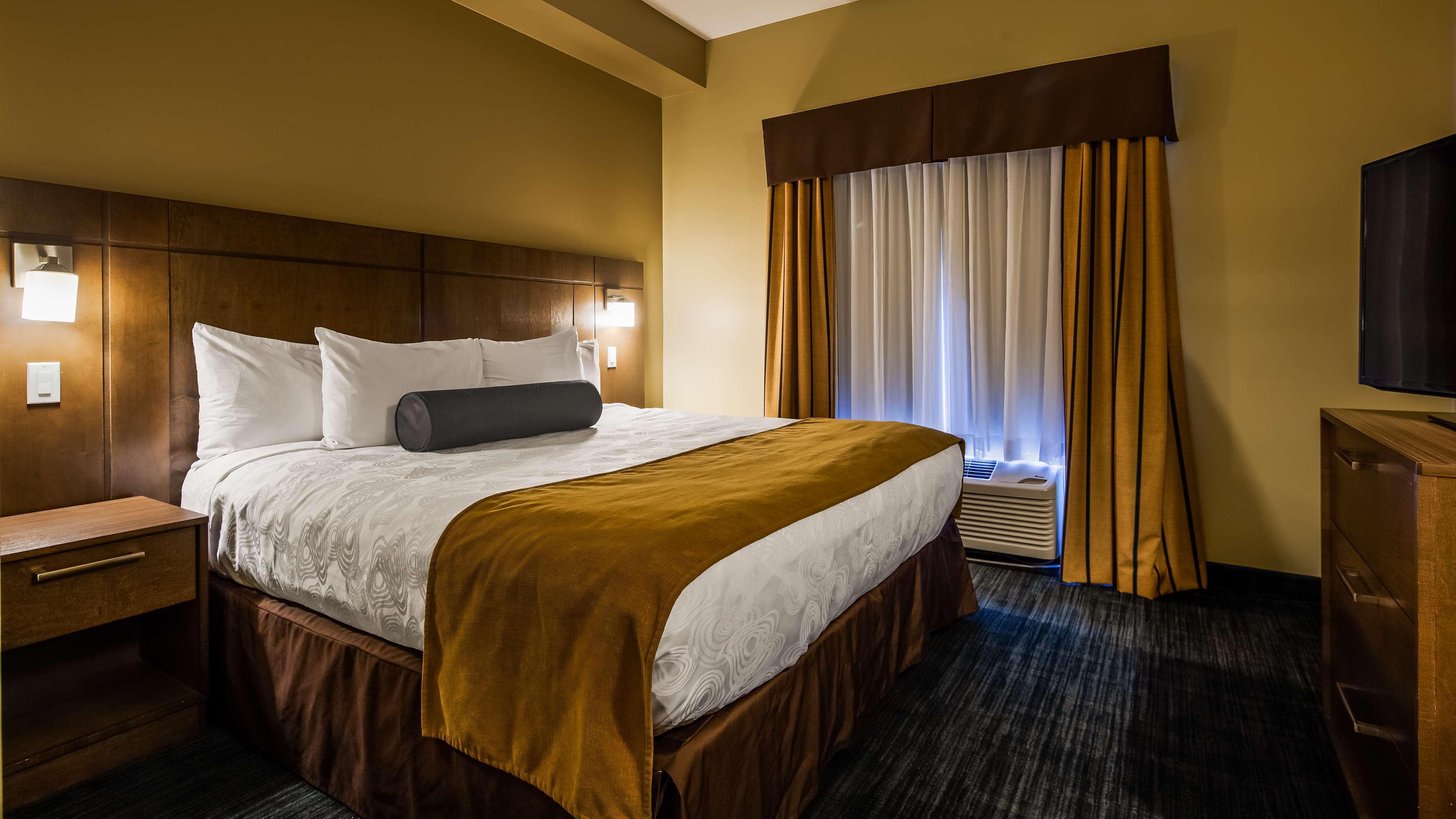 Best Western Plus Winnipeg West Headingley Bagian luar foto