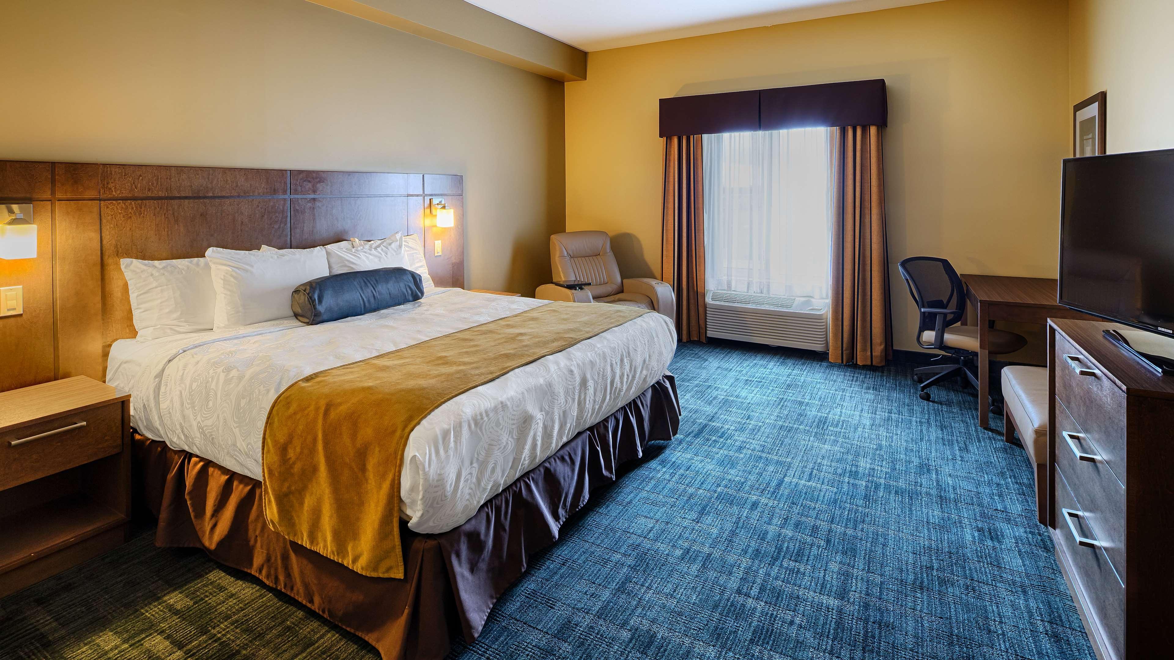 Best Western Plus Winnipeg West Headingley Bagian luar foto