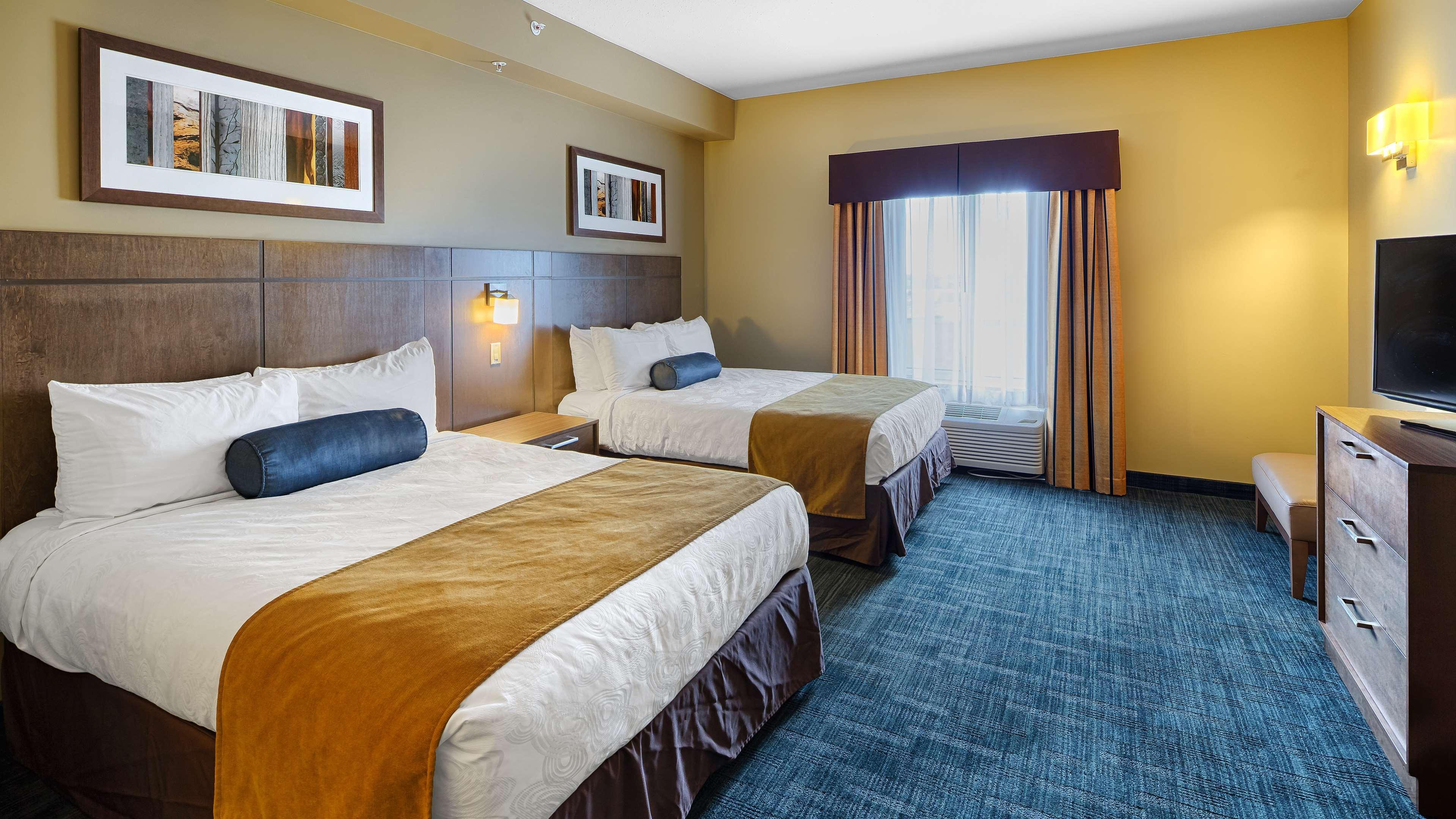 Best Western Plus Winnipeg West Headingley Bagian luar foto