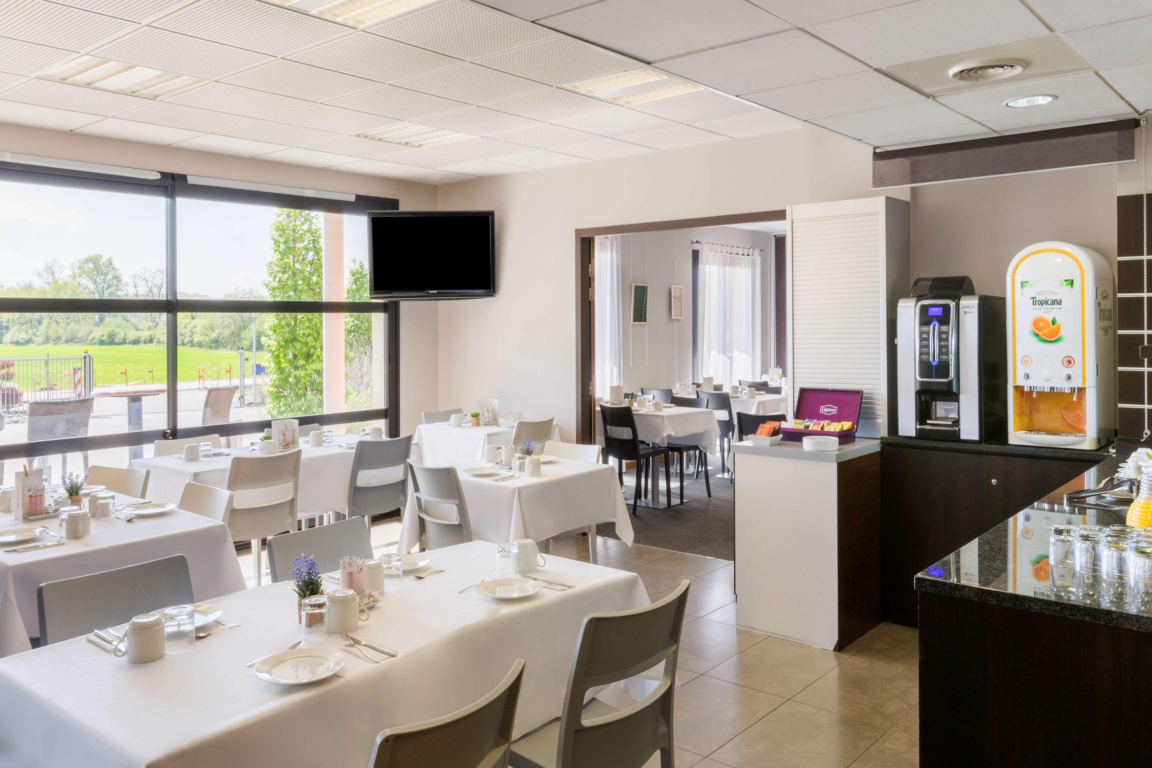Best Western Plus Winnipeg West Headingley Bagian luar foto
