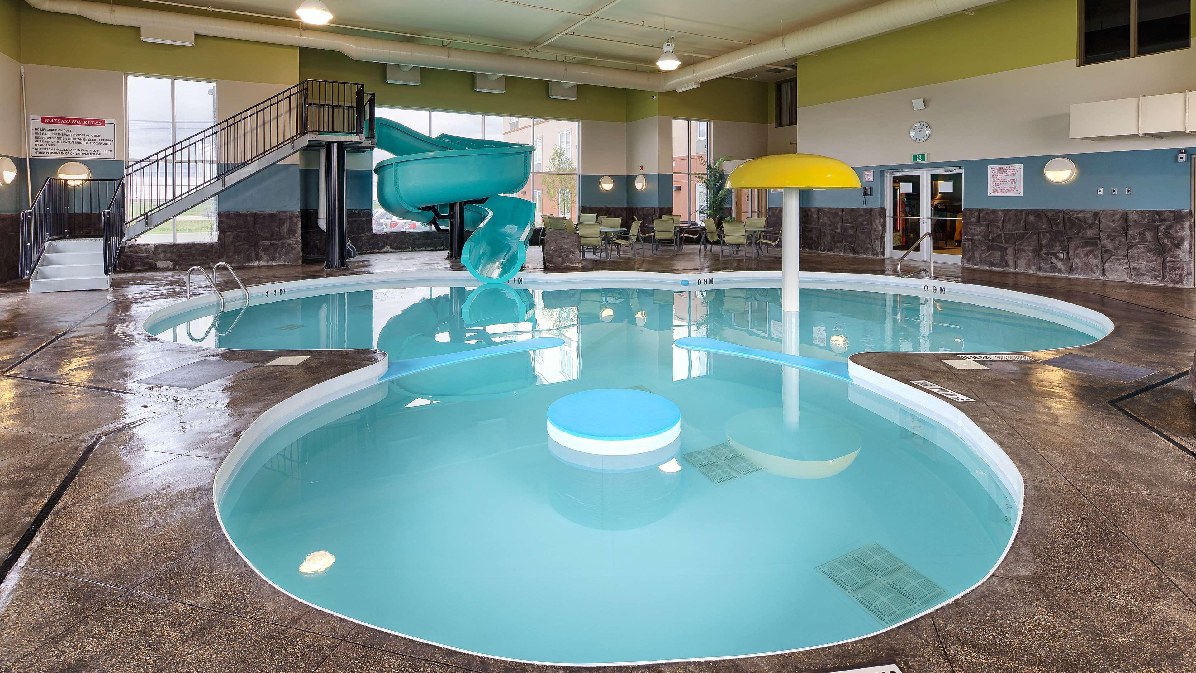 Best Western Plus Winnipeg West Headingley Bagian luar foto