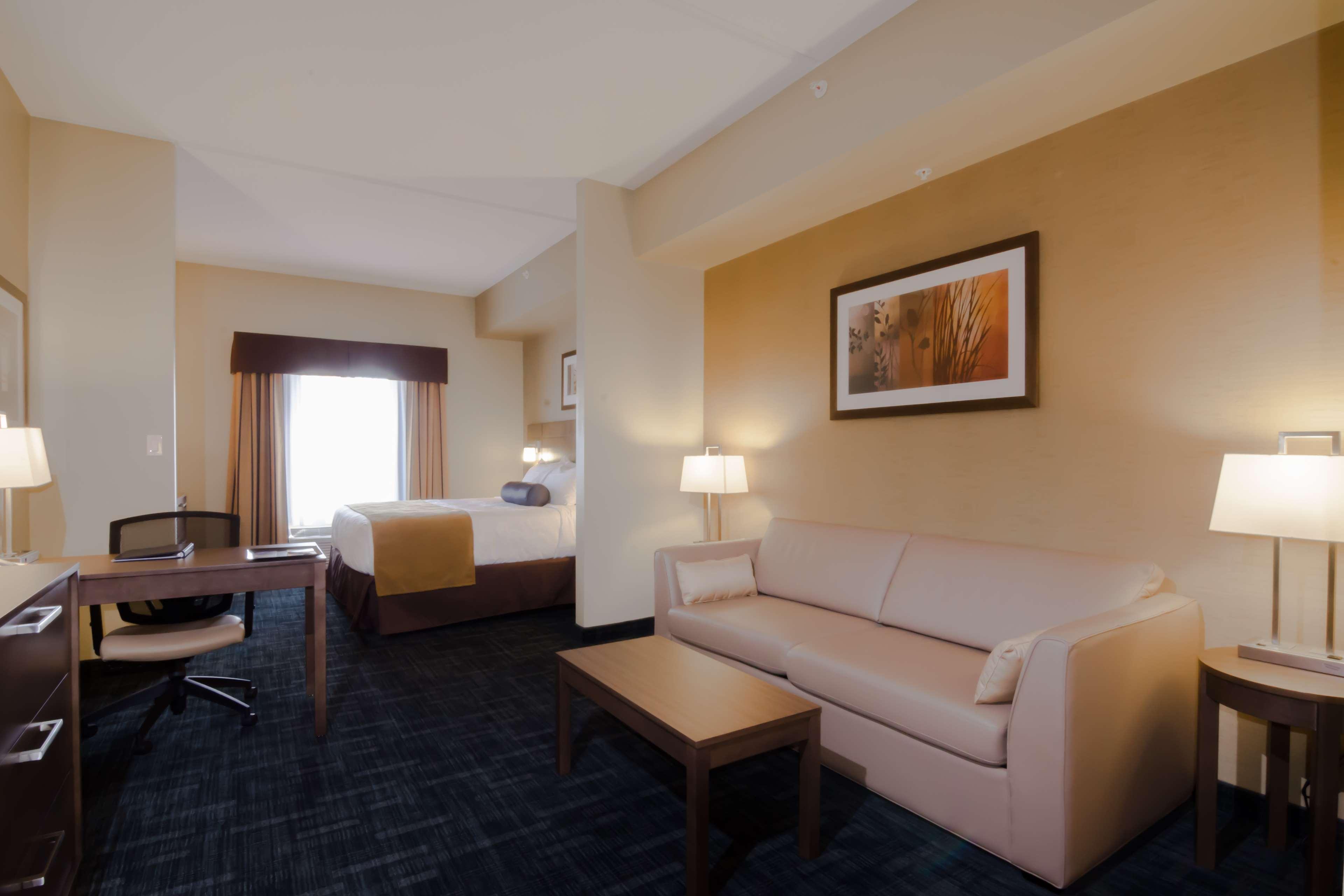 Best Western Plus Winnipeg West Headingley Bagian luar foto
