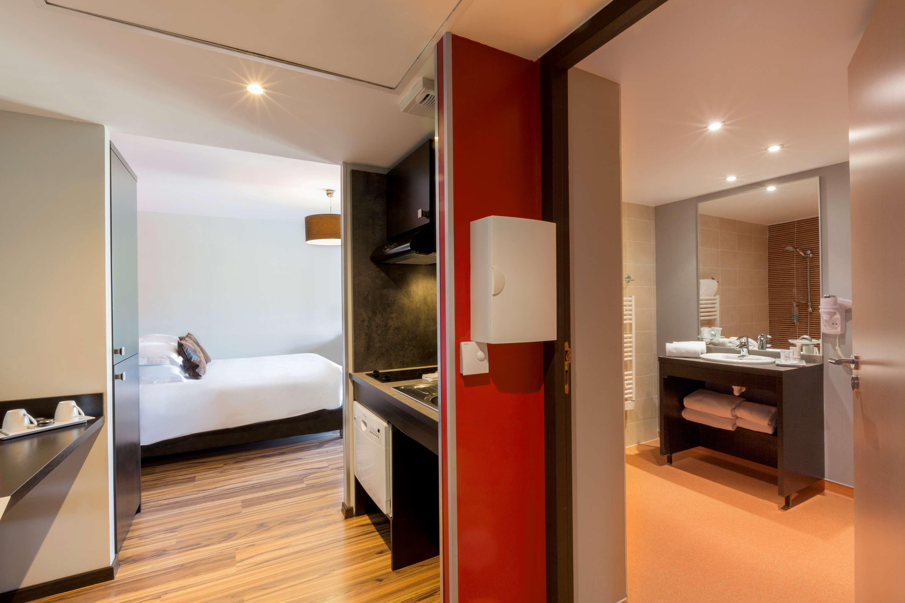 Best Western Plus Winnipeg West Headingley Bagian luar foto