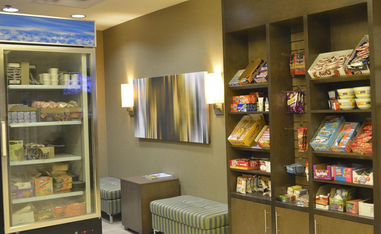 Best Western Plus Winnipeg West Headingley Bagian luar foto